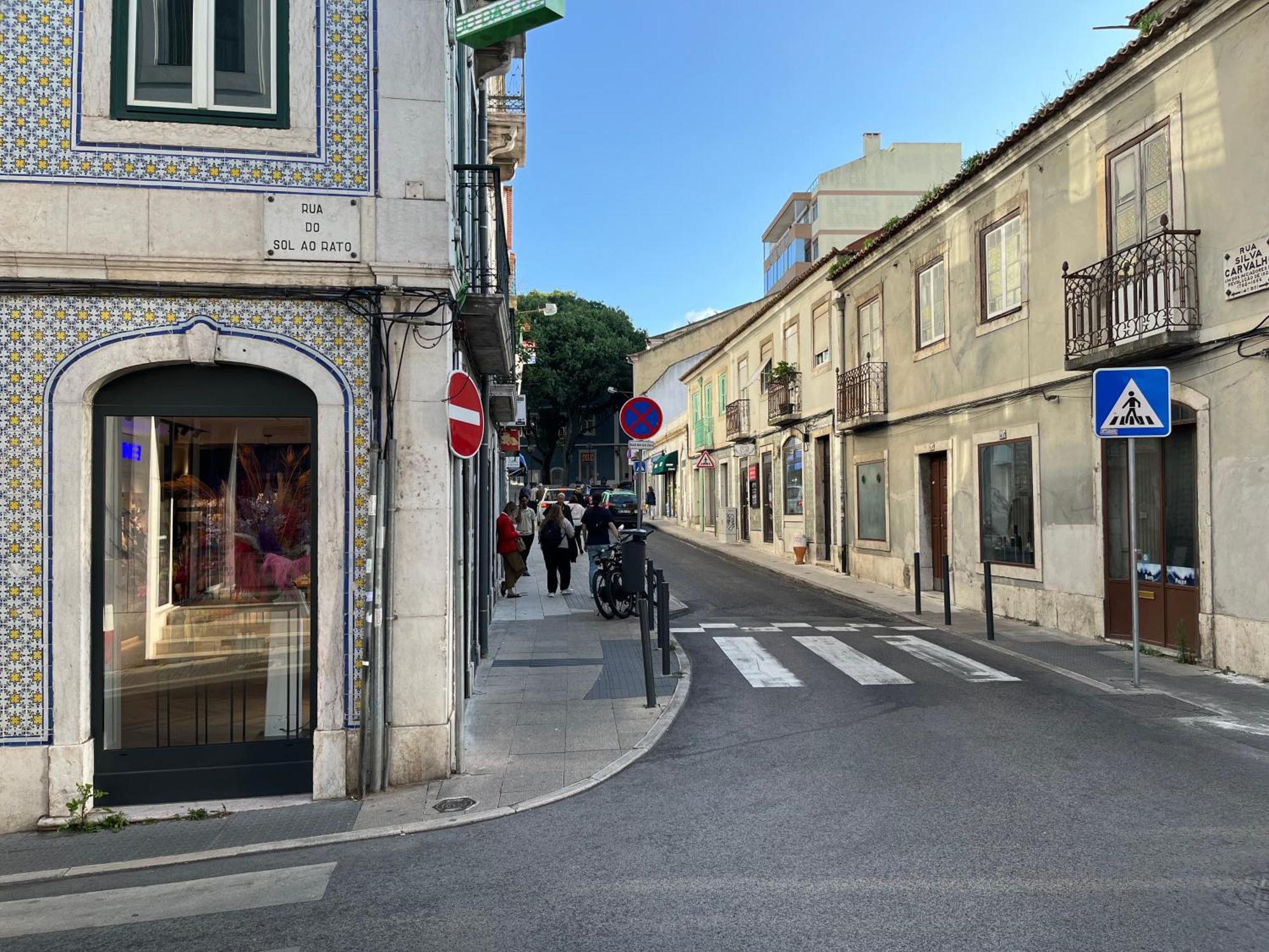 Quarto No Apartamento Pombal Lisboa Zewnętrze zdjęcie