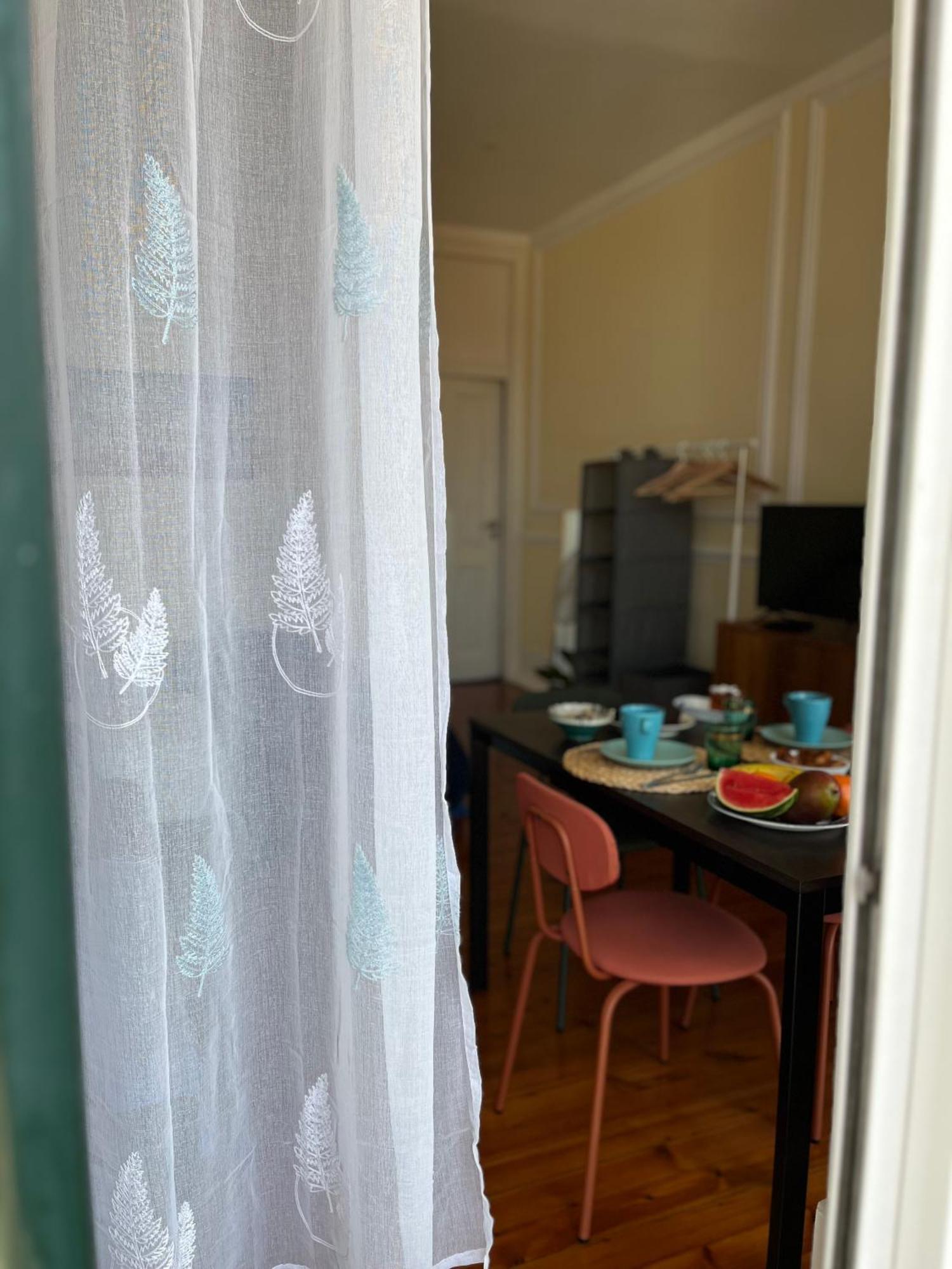 Quarto No Apartamento Pombal Lisboa Zewnętrze zdjęcie